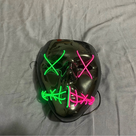 Other - Halloween Mask (Lights Up!)